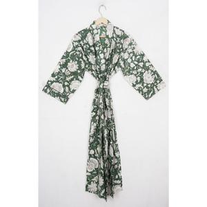 ชุดนอนผู้หญิงลายดอกไม้ฤดูหนาว คอวี ปิดด้วยเชือกผูก แขนสามส่วน ระบายอากาศได้ดี ผ้าฝ้าย 100% ชุดเซ็ต - Product Image 2