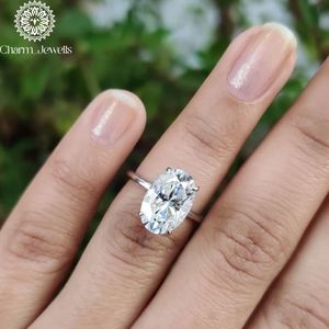 Bague de fiançailles Charm Jewells en moissanite taille coussin certifiée IGI, plaquée or 18 carats, sertie à griffes, alliance classique pour femme 3 - Product Image 6