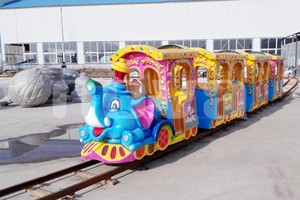 Manège sur rail 220V 2,2 kW, longueur <span class=keywords><strong>de</strong></span> rail 40m, surface couverte 8-12m, capacité 1500kg, équipement d'attraction pour fête foraine, fabricant - Product Image 4