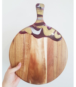 Tabla de cortar de resina epoxi y madera con diseño de río, con asa, forma cuadrada, bloque de corte de madera y resina epoxi - Product Image 5