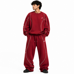 Ensemble de survêtement oversize pour homme, pantalon de jogging ample et sweat-shirt en molleton de coton rouge, orné de strass, style décontracté urbain, 2 pièces - Product Image 1