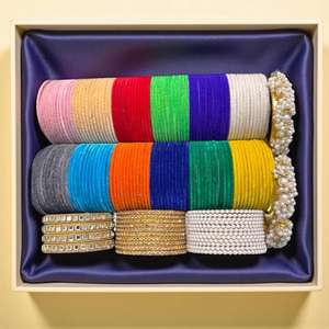 Brazaletes nupciales personalizados de hilo de seda con los nombres de los novios en letras doradas y un intrincado trabajo de piedras. - Product Image 2