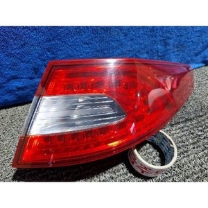 Luz Trasera Derecha Usada Optima 924022T100 - Product Image 3