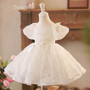 Vestido de Fiesta Elegante para Bebé Niña con Mangas Cortas y Lazo, Vestido de Encaje Blanco de Lujo para Niña de las Flores, Venta al por Mayor Premium - Product Image 2