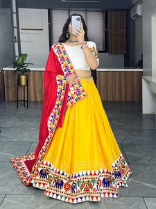 Lehenga Choli Amarillo de Algodón con Estampado en Relieve de Secado Rápido para Navratri, Vestido Largo para Mujer, Traje Tradicional para Fiestas Garba Dandiya y Festivales Chaniya - Product Image 3