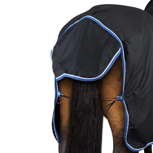 Couvertures pour chevaux personnalisées, confortables, imperméables, de haute qualité, en gros, avec doublure en nylon léger, pour l'équitation - Product Image 2