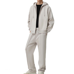 Ensemble de survêtement en polyester recyclé durable pour homme, matière écologique, pantalon à capuche rembourré épais pour la gym - Product Image 1