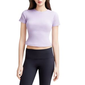 เสื้อครอปท็อปผ้าฝ้ายผู้หญิง คอกลม ทรงเข้ารูป ยืดหยุ่น ใส่สบาย เหมาะสำหรับออกกำลังกาย พิมพ์โลโก้ได้ตามต้องการ - Product Image 1