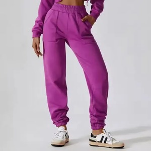Pantalones deportivos holgados de algodón de alta calidad para mujer, pantalones de chándal casuales para deporte y uso diario. - Product Image 2