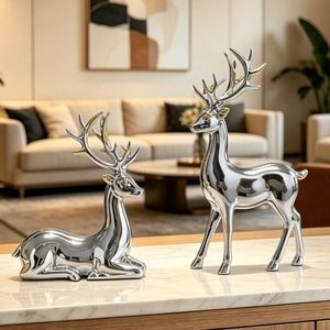Hemasa Fashions - Juego de 2 Figuras de Ciervos Dorados, Escultura de Animales de Resina, Decoración Moderna para Mesa de Salón, Hogar - Product Image 4