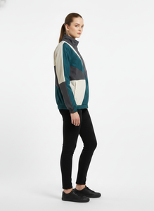 Customize Logo Polyester Woven <b>Lightweight</b> Active Running Waterproof Windbreaker <b>Jackets</b> Women Outdoor Cropped Hood <b>Jackets</b> - Product Image 3