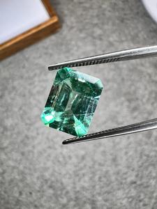 Émeraude naturelle colombienne de 4,09 carats, taille octogonale, pierre précieuse verte lâche pour bague de luxe, pendentif, bijoux personnalisés - Product Image 1