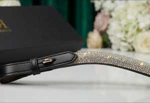 Diadema de cristal de lujo con diseño de color personalizable para caballos, accesorio de cabezada de cuero curvado brillante, logotipo personalizado, alta calidad. - Product Image 3