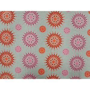 ผ้าฝ้ายทอเนื้อนุ่มระบายอากาศได้ดี พร้อมลายพิมพ์ดอกไม้ สำหรับตัดเย็บชุดเด็กหญิงและสตรี (สีชมพูนีออนส้ม) - Product Image 1