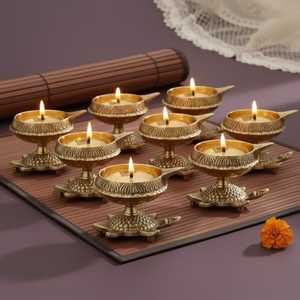 Candelabro Circular de Metal con Portavelas para Actividades Religiosas y Decoraciones Festivas - Product Image 1