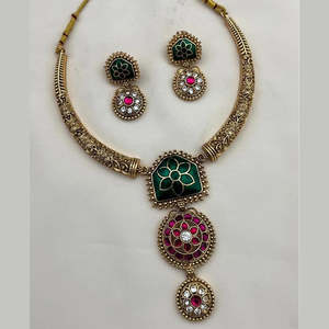 Gold Plated <b>Pearl</b> Bridal <b>Necklace</b> and Earring <b>Set</b> - Product Image 3