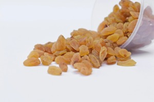 Raisins secs délicieux, fruits secs pour collations et recettes, emballés en sachet, durée de conservation de 12 mois - Product Image 6