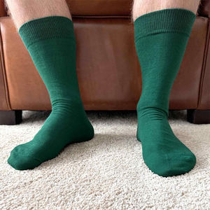 Chaussettes thermiques auto-chauffantes unisexes antibactériennes couleur vert foncé pour le sport d'hiver et les occasions décontractées avec logo personnalisé - Product Image 5