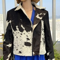 Chaqueta de Cuero de Vaca con Diseño de Pelo Natural Hecha a Mano Personalizada para Mujer, Chaqueta de Motociclista de Alta Calidad con Flecos de Inspiración Occidental