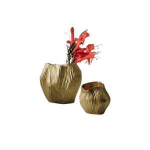 Juego de Jarrones de Flores Metálicos Dorados Hechos a Mano, Jarrones Decorativos de Aluminio Texturizado de Lujo para Centros de Mesa de Boda y Hogar - Product Image 1