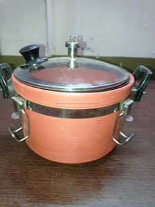 Pot de cuisine en argile Récipient de cuisine Faïence Terre cuite Fabriqué à la main Cuisine traditionnelle Pot en argile Cuisson Ustensile de cuisine - Product Image 4