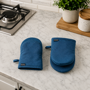 Ensemble de mini-gants de cuisine de qualité supérieure 12x16 cm |   Gants de cuisine en coton résistants à la chaleur |   Supports de casseroles pour la cuisson, la cuisson au barbecue, le micro-ondes et les surfaces chaudes - Product Image 4