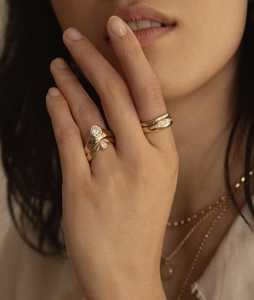 Bague de fiançailles en diamant, sertie clos, dôme délicat, minimaliste, fluide, taille ronde, diamant de laboratoire, moderne, alliance signet, or massif 14K 18K - Product Image 3