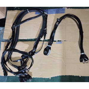 À VENDRE PVC SANGLE À CHEVAL BRIDLE ET MARTINGALE AVEC RACCORDS ROUILLANTS INDE FAIT COULEUR W EN DOLLAR 12 CARTE DE CRÉDIT ACCEPTÉE - Product Image 3