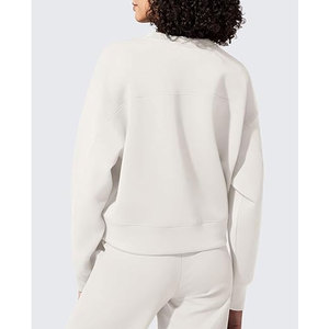 เสื้อสเวตเชิ้ตผู้หญิง Smoofit Modal Soft แขนยาว คอกลม ทรงหลวม สวมใส่สบาย ลำลอง เหมาะสำหรับใส่ทุกวัน - Product Image 3