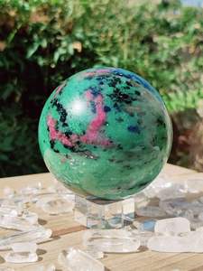 Meilleure Qualité Cristal Naturel Rubis Zoisite Cristal Sphère En Gros Guérison Gemstone Sphère Boule Acheter Chez AAMEENA AGATE - Product Image 3