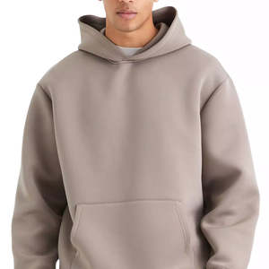 Conjunto de dos piezas: Sudadera con capucha estampada con lavado ácido y pantalones jogger de felpa ecológica en gris taupe sólido. - Product Image 4