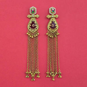 Mayoristas de Joyería Artificial en India, Pendientes de Estilo Antiguo con Baño de Oro Mate 231617 - Product Image 3