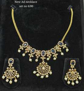 Elegant Green Kundan Necklace <b>Set</b> with Pearl Drops, Matching Earrings, Bridal Wedding & Festive Jewellery <b>Set</b> - Product Image 4