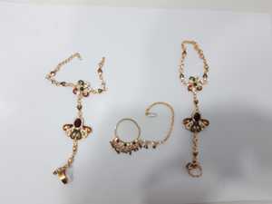 Vintage Gold Plated Alloy Jewelry Set With Zircon Stones Flower Design Necklace Earrings Bracelet For Women Wedding Party - Product Image 3