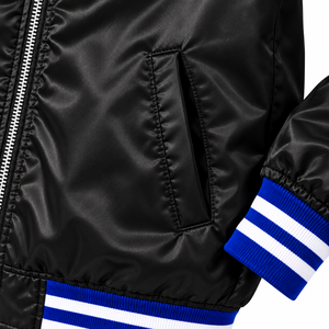 Chaqueta Bomber Negra de Satén para Hombre Phi Beta Sigma 1914 con Letras Griegas Bordadas y Cierre de un Solo Botón, Cuello Alto Acanalado Azul y Blanco - Product Image 6