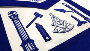 Past Master Blue Lodge <b>Apron</b> Blue Velvet with Gold Hand made Embroidery Silk Threads <b>White</b> Leather with Cords - Product Image 5