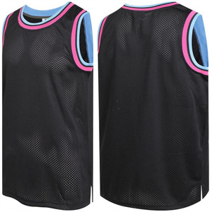 Camiseta de baloncesto diseñada para mayor comodidad, con textura suave y excelente flujo de aire para un mejor rendimiento en la cancha. - Product Image 4