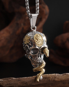 Collar con Colgante de Calavera y Serpiente en Tono Plateado, Joyería de Aleación Estilo Gótico Punk para Regalo de Fiesta - Product Image 2