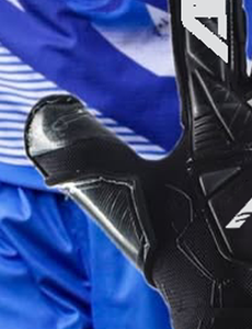 ถุงมือผู้รักษาประตูฟุตบอลเยาวชนคุณภาพสูงแบบกำหนดเอง ทำจากยางลาเท็กซ์ ป้องกันน้ำ ระบายอากาศได้ดี กันลื่น แบบผูกเชือก พร้อม Ako - Product Image 2