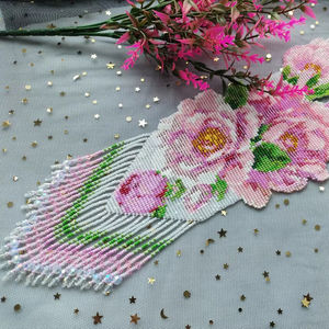 Collier Gerdan ukrainien attrayant : Bijou floral pivoine en perles de rocaille tchèques, Collier de perles bohème, Collier de fleurs pour cadeau de fête - Product Image 3