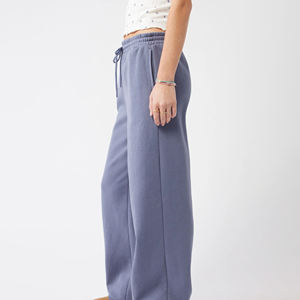 Pantalon de survêtement décontracté et ample pour femme, taille haute, idéal pour l'entraînement, le jogging et les activités de plein air – Confort et style garantis - Product Image 3