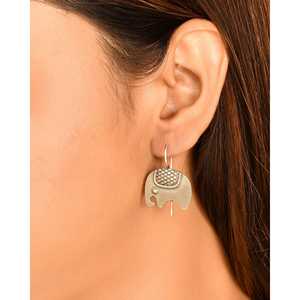 ต่างหูเงินแท้ Meera Jaipur Gaj Fine Stud - Product Image 1