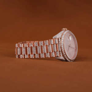 นาฬิกาหรูหราสีโรสโกลด์ประดับเพชร VVS มอยส์ซาไนต์สำหรับผู้หญิง หน้าปัดทรงกลมประดับเพชรเต็มวง สายแบบกำไล สไตล์ฮิปฮอป นาฬิกาสั่งทำพิเศษ - Product Image 3