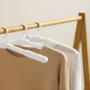 Percha Plegable Portátil para Ropa, Antideslizante, con Clip, Ahorra Espacio, para Baño y Viajes - Product Image 2