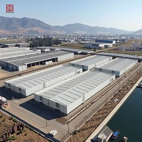 Entrepôt logistique préfabriqué en structure métallique, atelier, bâtiment industriel, bâtiment commercial, entrepôt en structure métallique
