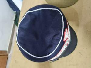 Gorra táctica bordada en rojo y azul marino con emblema de águila plateada y corona, gorra formal de visera para hombre - Product Image 2