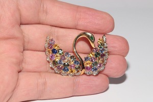 เข็มกลัดรูปหงส์ประดับเพชรโมอิสซาไนต์และมรกตโทแพซทัวร์มาลีน ชุบทอง 14k เงินแท้ 925 สไตล์วินเทจ สำหรับผู้ชายและผู้หญิง - Product Image 3