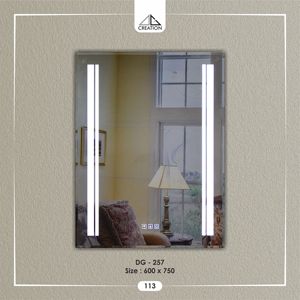 Eleve su rutina diaria con este moderno espejo LED de tres toques con regulador de intensidad, diseñado para máxima funcionalidad y elegancia. - Product Image 6
