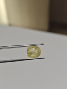 J Gems - Zafiro Natural Amarillo Pálido, Piedra Preciosa Suelta de 5.53 CT, Corte Ovalado, Transparente, Facetado, Brillante, Valorado por Terceros - Product Image 6