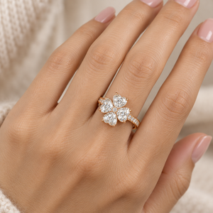 Bijoux personnalisés OEM en or jaune 14 carats avec diamant de laboratoire certifié IGI, taille cœur trèfle à quatre feuilles, romantique, pour fiançailles et cadeau - Product Image 3